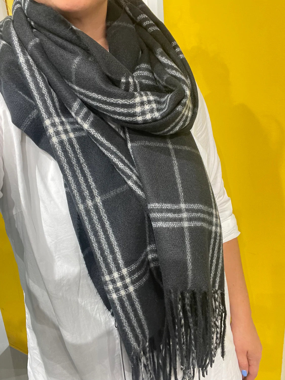 PCLESIA Scarf - Black